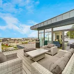 Bayview Luxury 4 Bedroom Penthouse