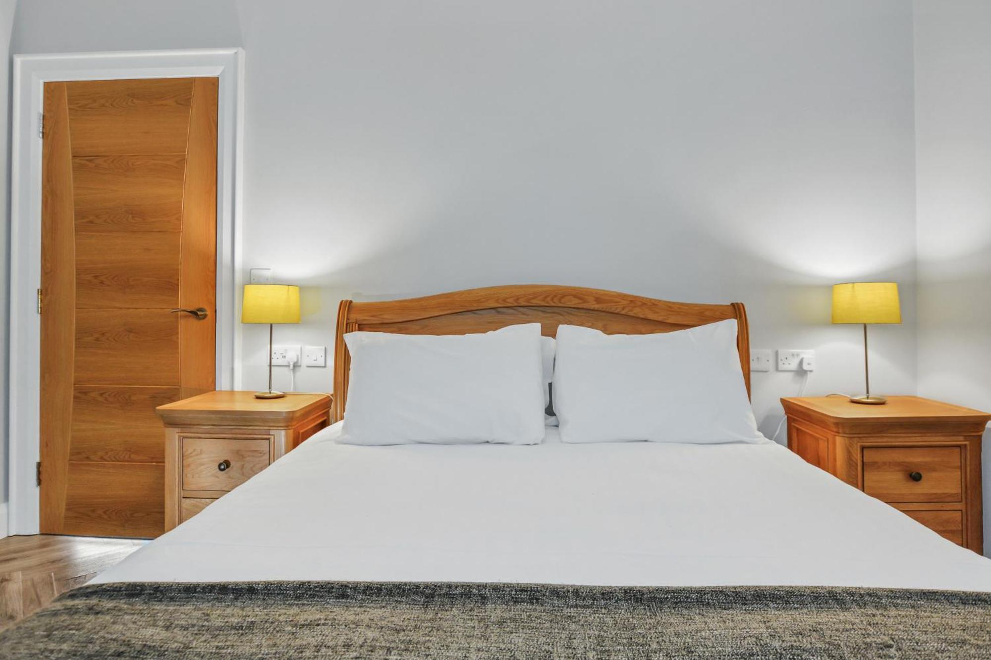 Bayview Luxury 4 Bedroom Penthouse