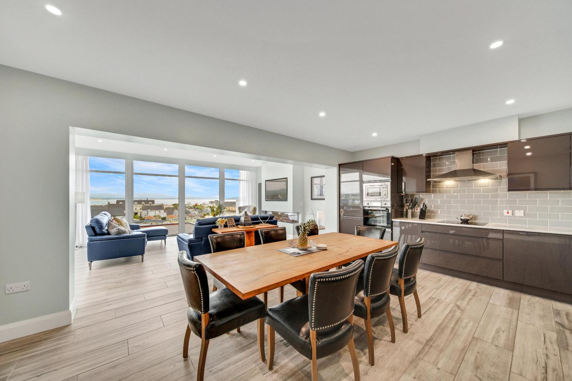 Holiday home Bayview Luxury 4 Bedroom Penthouse Downings